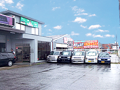 滋賀県犬上郡、彦根市でbBをはじめコンパクトカーや軽自動車のご相談なら、ガレージTへ。bBを中心としたカスタムやドレスアップ、中古車販売を行います。